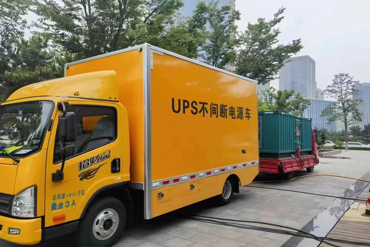 浦北发电机租赁施工现场