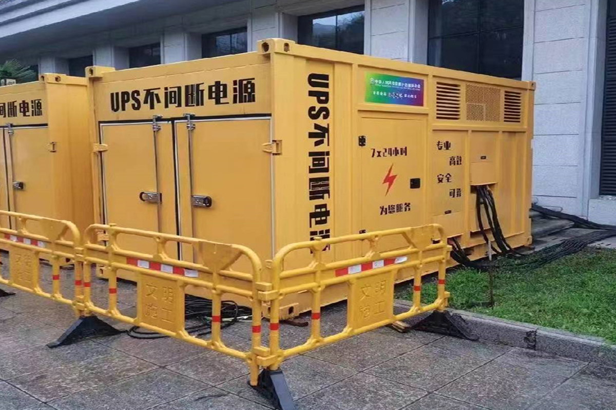 浦北发电机租赁施工现场